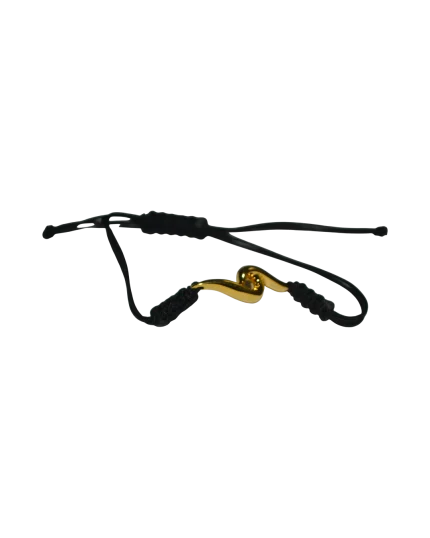 Βραχιόλι μακραμέ μέ χειροποίητο ασημένιο-επιχρυσωμένο στοιχείο