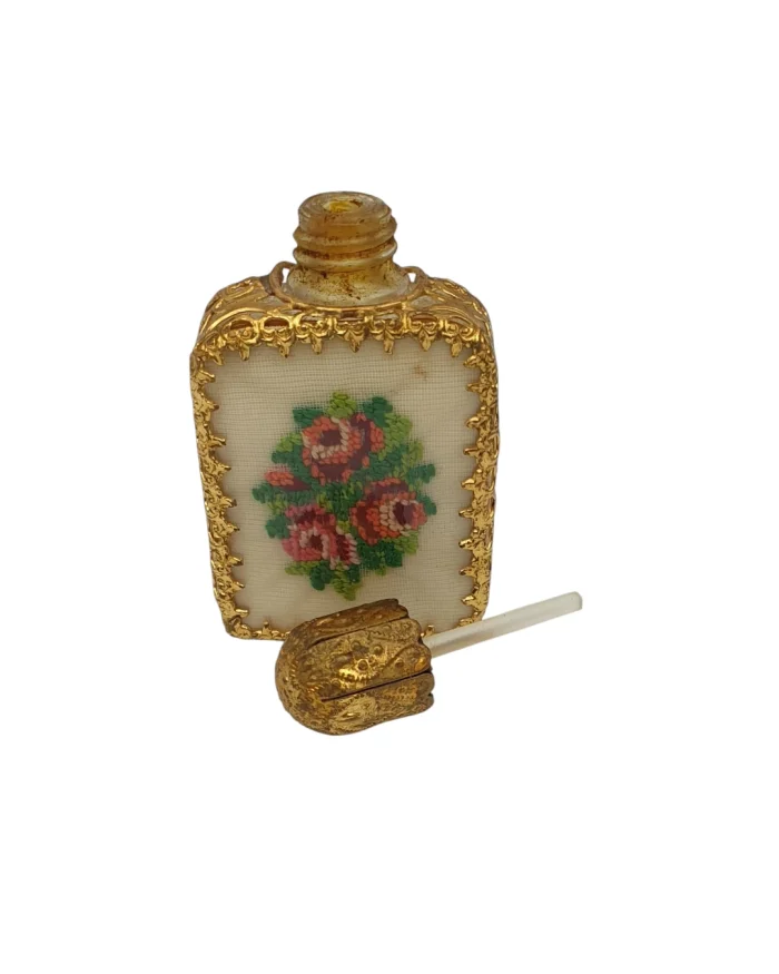 Μπουκαλάκι αρώματος Αυστρίας με κέντημα petit point filigree vintage - Image 3
