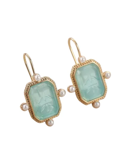 Σκουλαρίκια σε στύλ ρετρό με περλίτσες