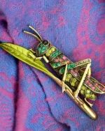 Καρφίτσα “ακρίδα” με κρύσταλλα - Image 3